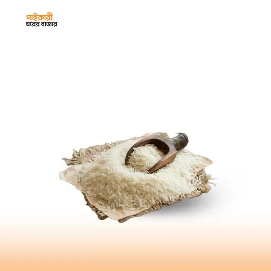 একটি বস্তার ওপর কাটারি চাল